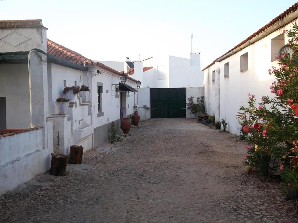Pateo Do Morgado - Turismo De Habitacao Bed & Breakfast Casa Branca Bagian luar foto